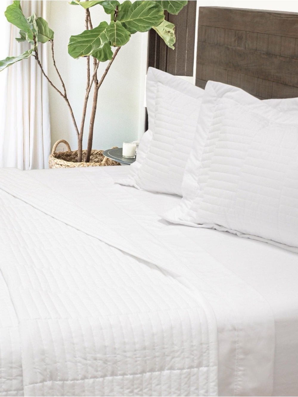 Jennifer Adams White 3 piece Quilt Set - Classic Hotel-Style Bedding | Queen